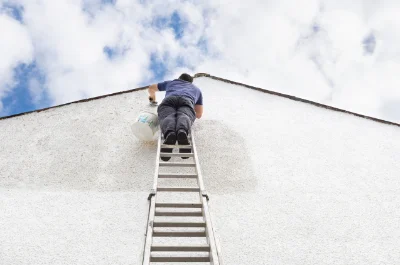 Peinture extérieure à Éréac — façades et ravalement